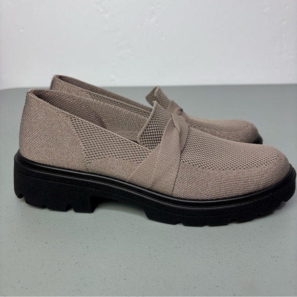 Bzees Women's Loafers Chunky Platform Muse Bow Shimmer Slip On Comfort Shoe 8.5M - Picture 1 of 11